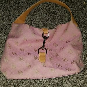 Dooney & Bourke
